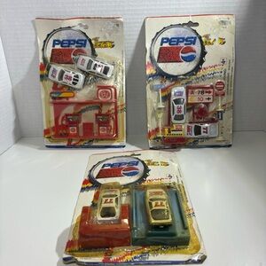 Vintage Pepsi Team Golden‎ wheeels die case sealed cars lot of 3